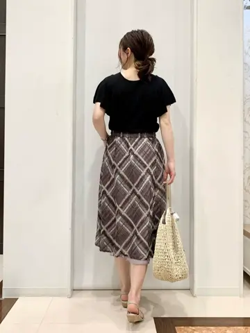 ANY SIS 横田 コーディネート画像