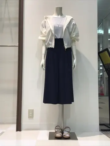 ANY SIS 布川 コーディネート画像