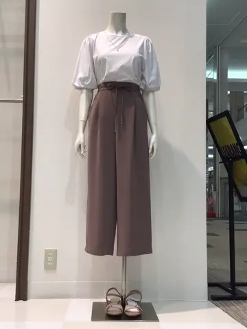 ANY SIS 布川 コーディネート画像