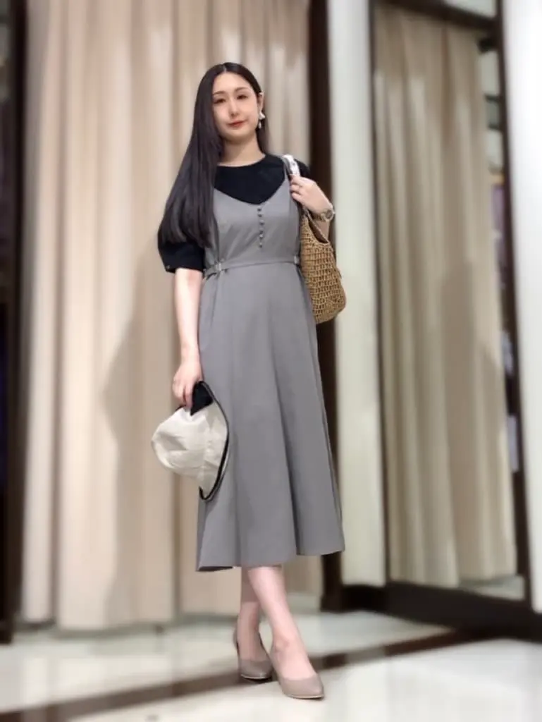 ANY SIS STAFF コーディネート画像