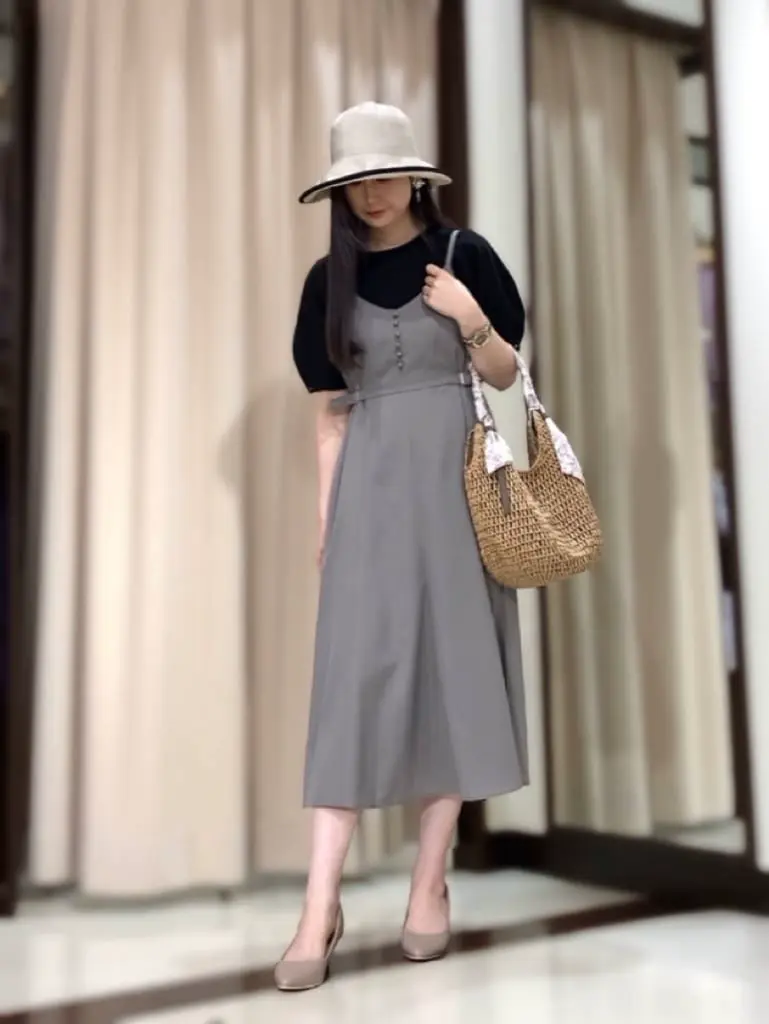 ANY SIS STAFF コーディネート画像