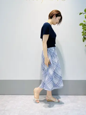 ANY SIS 岡本 コーディネート画像