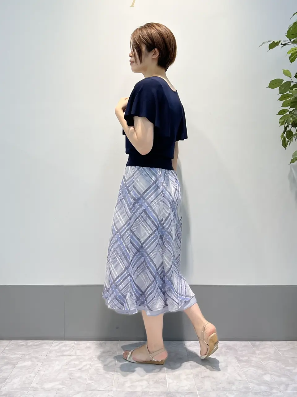 ANY SIS 岡本 コーディネート画像