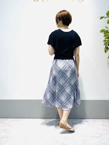 ANY SIS 岡本 コーディネート画像