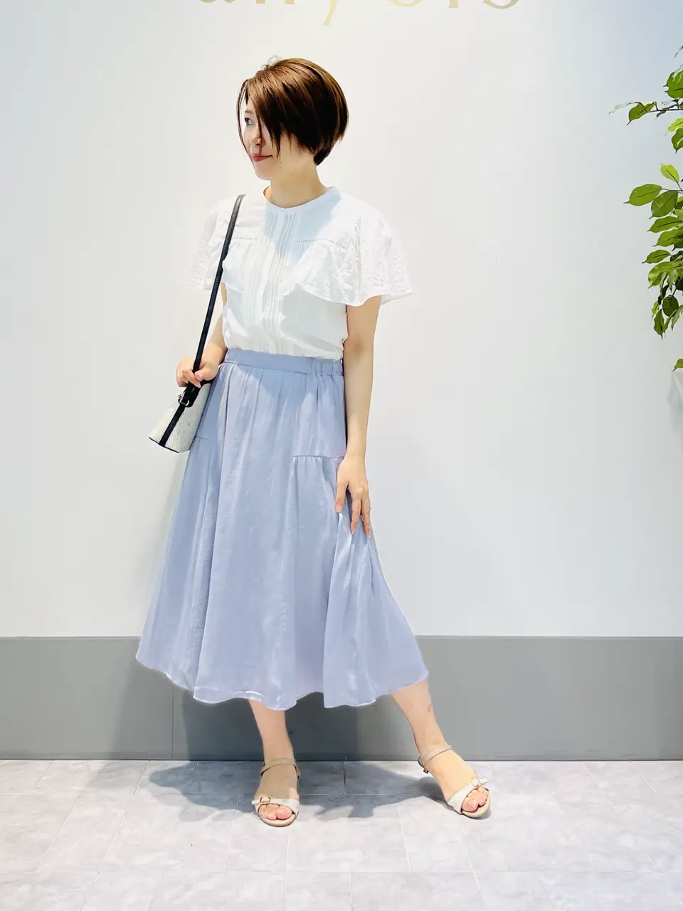 ANY SIS 岡本 コーディネート画像