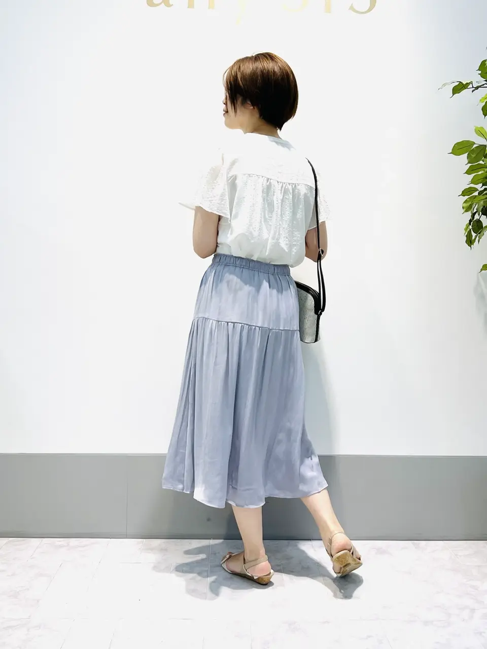 ANY SIS 岡本 コーディネート画像