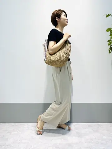 ANY SIS 岡本 コーディネート画像