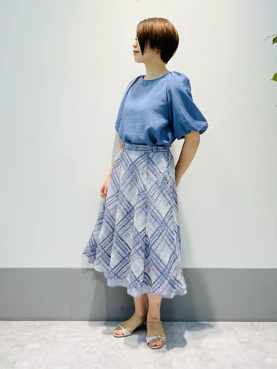 ANY SIS 岡本 コーディネート画像