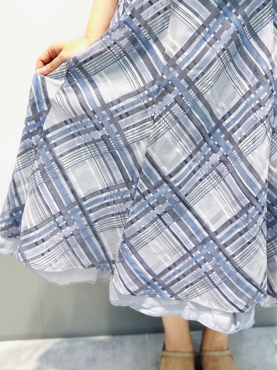 ANY SIS 岡本 コーディネート画像