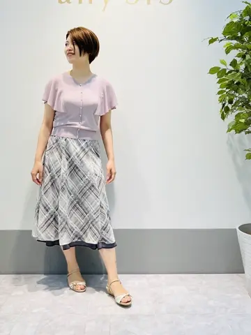 ANY SIS 岡本 コーディネート画像
