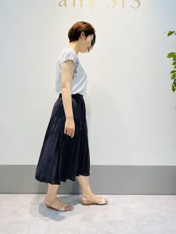 ANY SIS 岡本 コーディネート画像