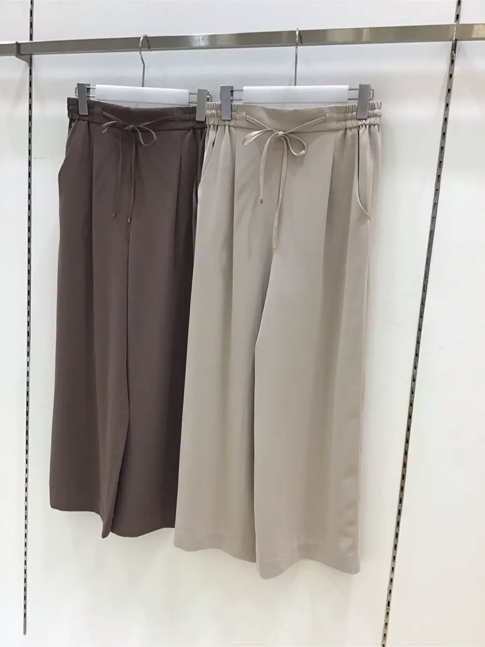 ANY SIS 布川 コーディネート画像