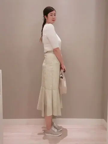 ANY SIS 西村 コーディネート画像