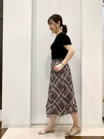 ANY SIS 横田 コーディネート画像