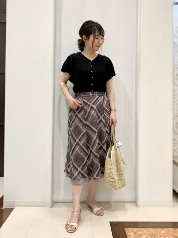 ANY SIS 横田 コーディネート画像