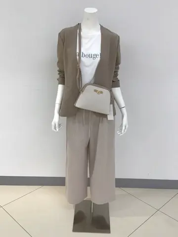 ANY SIS 橋本 コーディネート画像