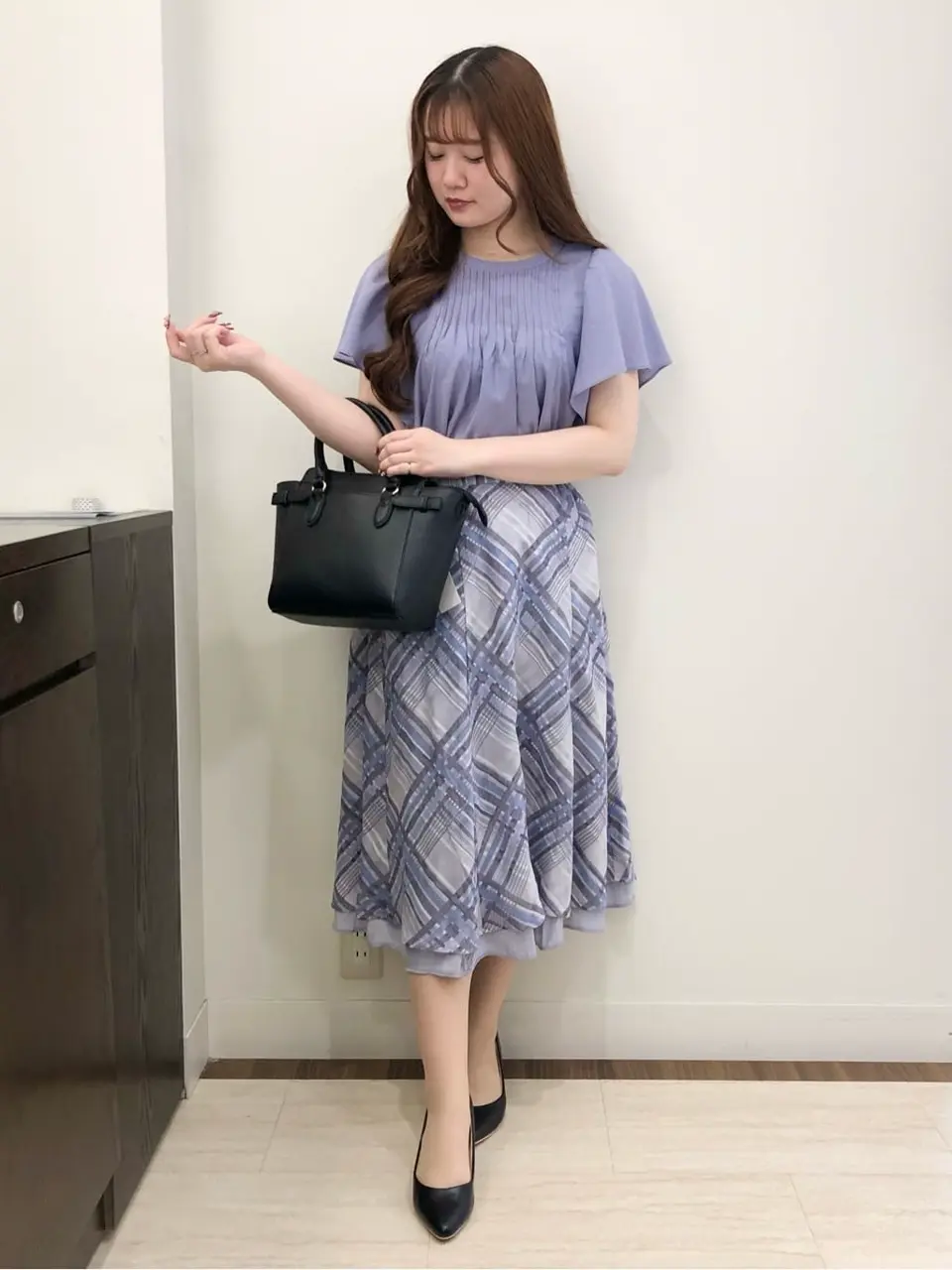 ANY SIS スタッフ コーディネート画像