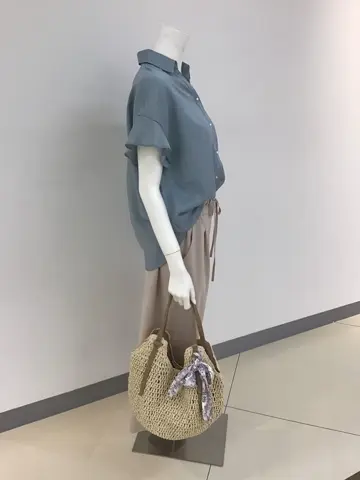 ANY SIS 橋本 コーディネート画像