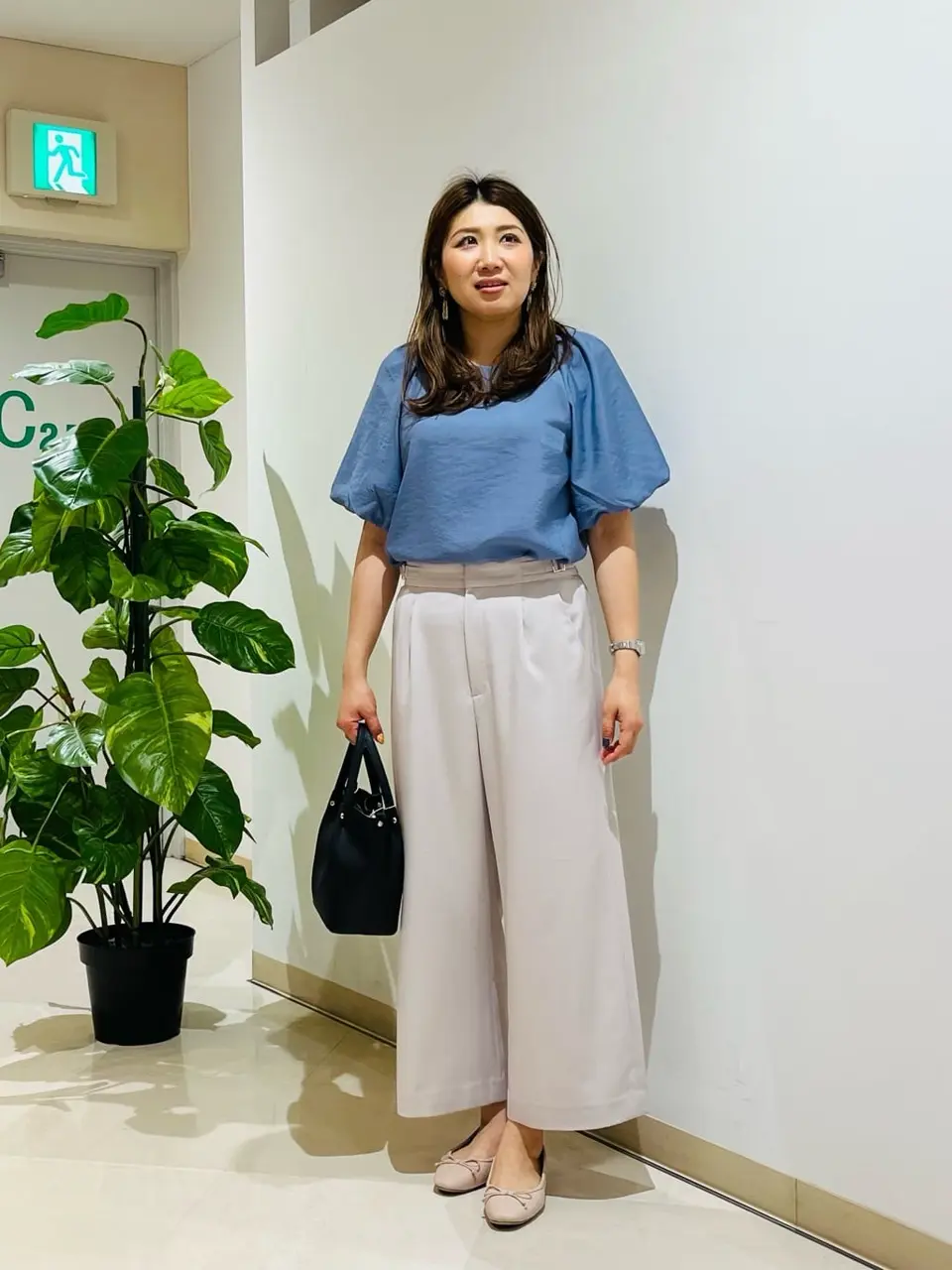 ANY SIS 石川 コーディネート画像