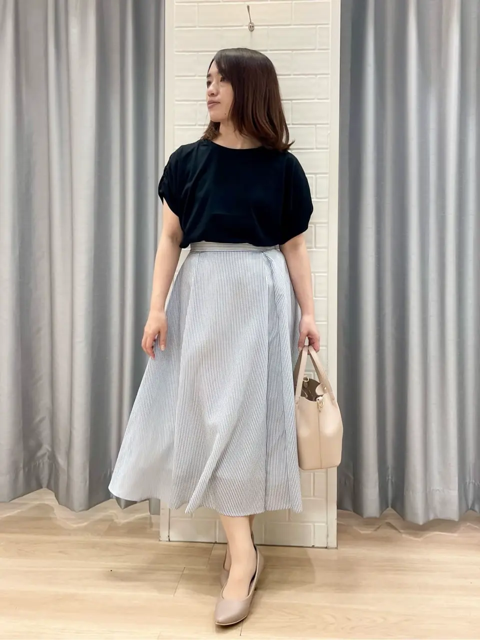 ANY SIS 丸岡 コーディネート画像