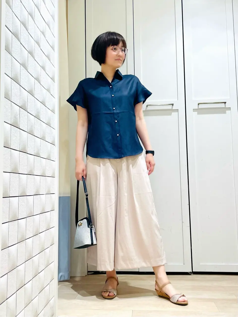 ANY SIS スタッフ コーディネート画像