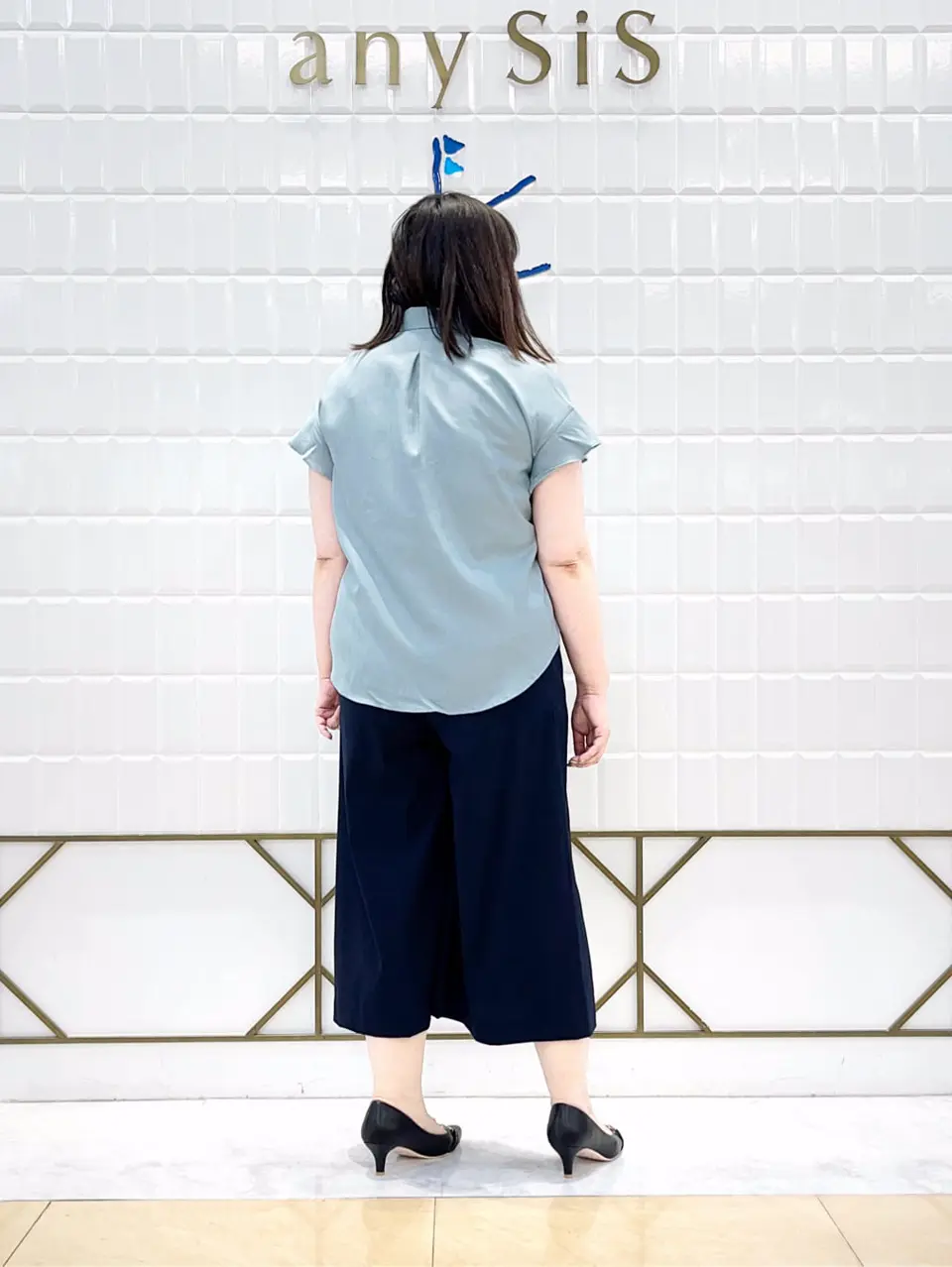 ANY SIS 西田 コーディネート画像