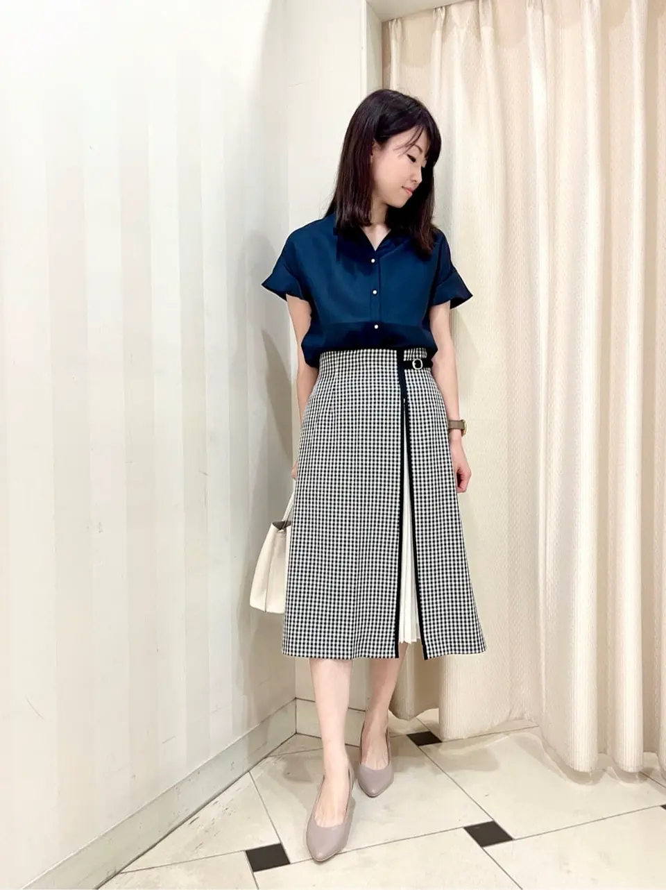 ANY SIS 金井 コーディネート画像