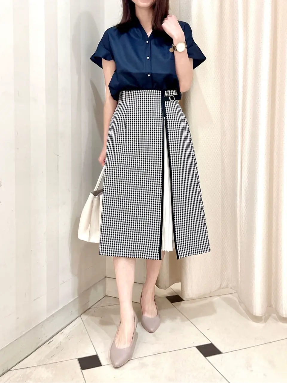 ANY SIS 金井 コーディネート画像