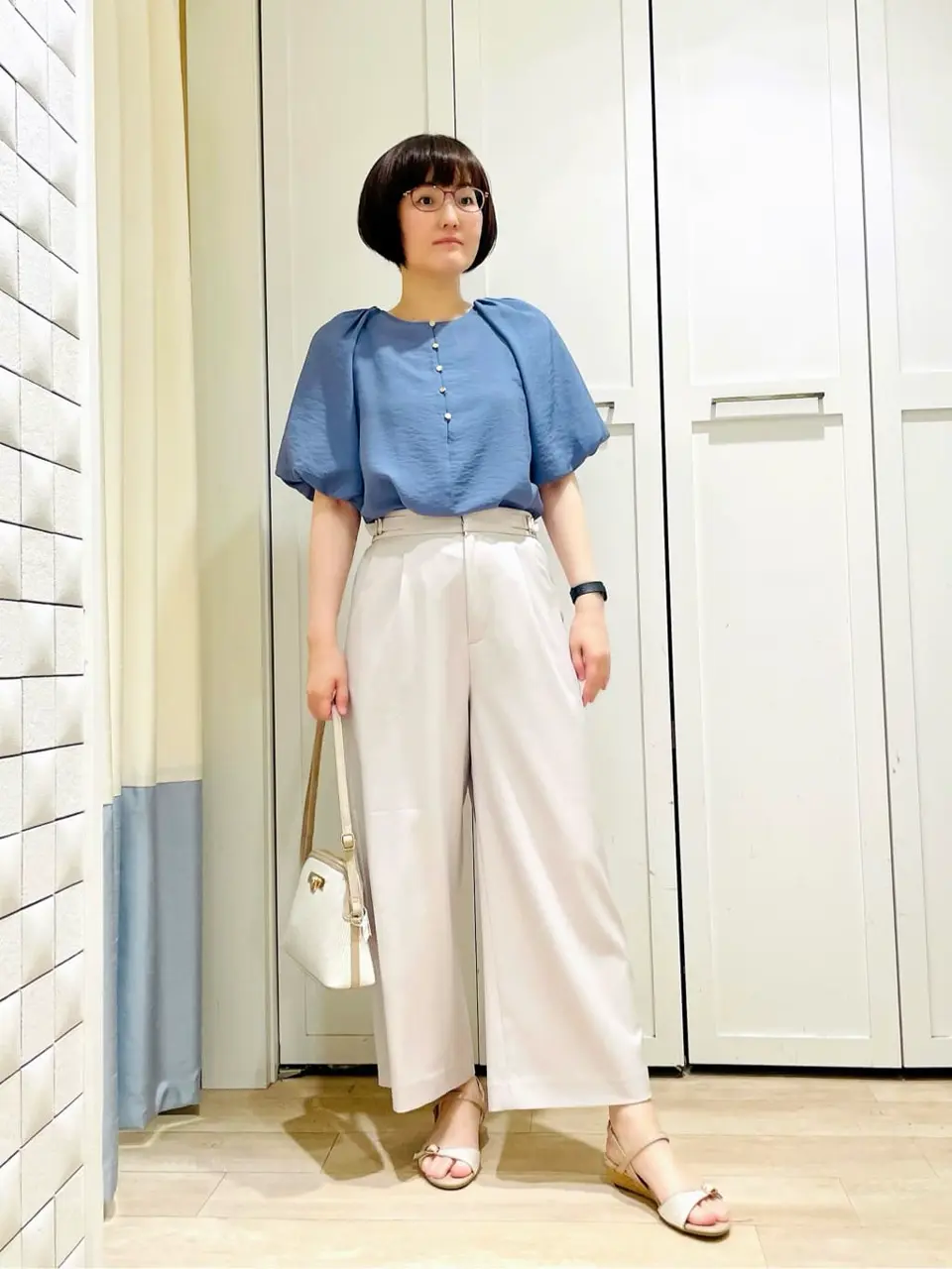 ANY SIS スタッフ コーディネート画像