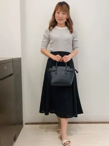 ANY SIS スタッフ コーディネート画像