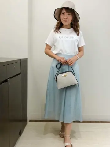 ANY SIS スタッフ コーディネート画像