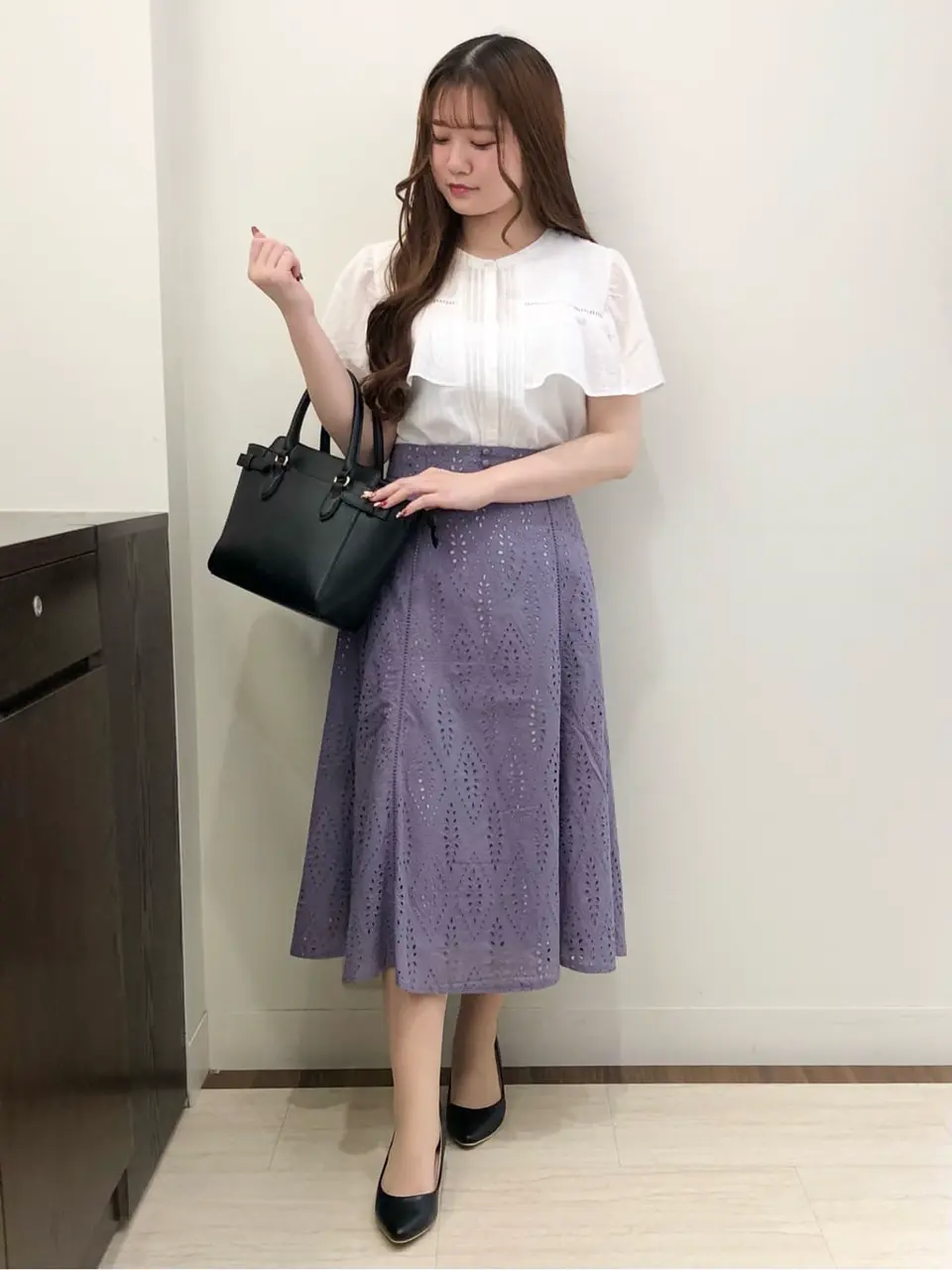 ANY SIS スタッフ コーディネート画像