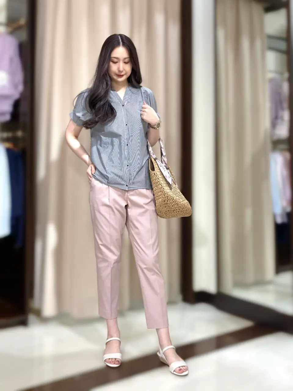 ANY SIS STAFF コーディネート画像