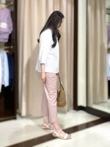 ANY SIS STAFF コーディネート画像