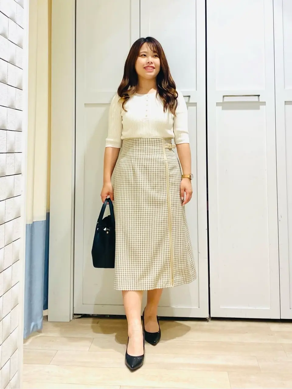 ANY SIS スタッフ コーディネート画像