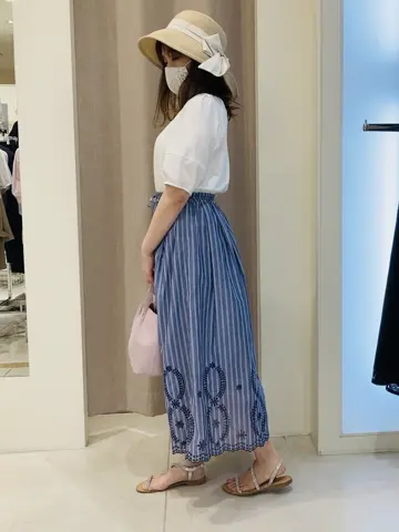 ANY SIS 川根　彩 コーディネート画像