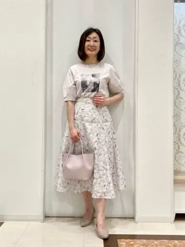 ANY SIS スタッフ コーディネート画像