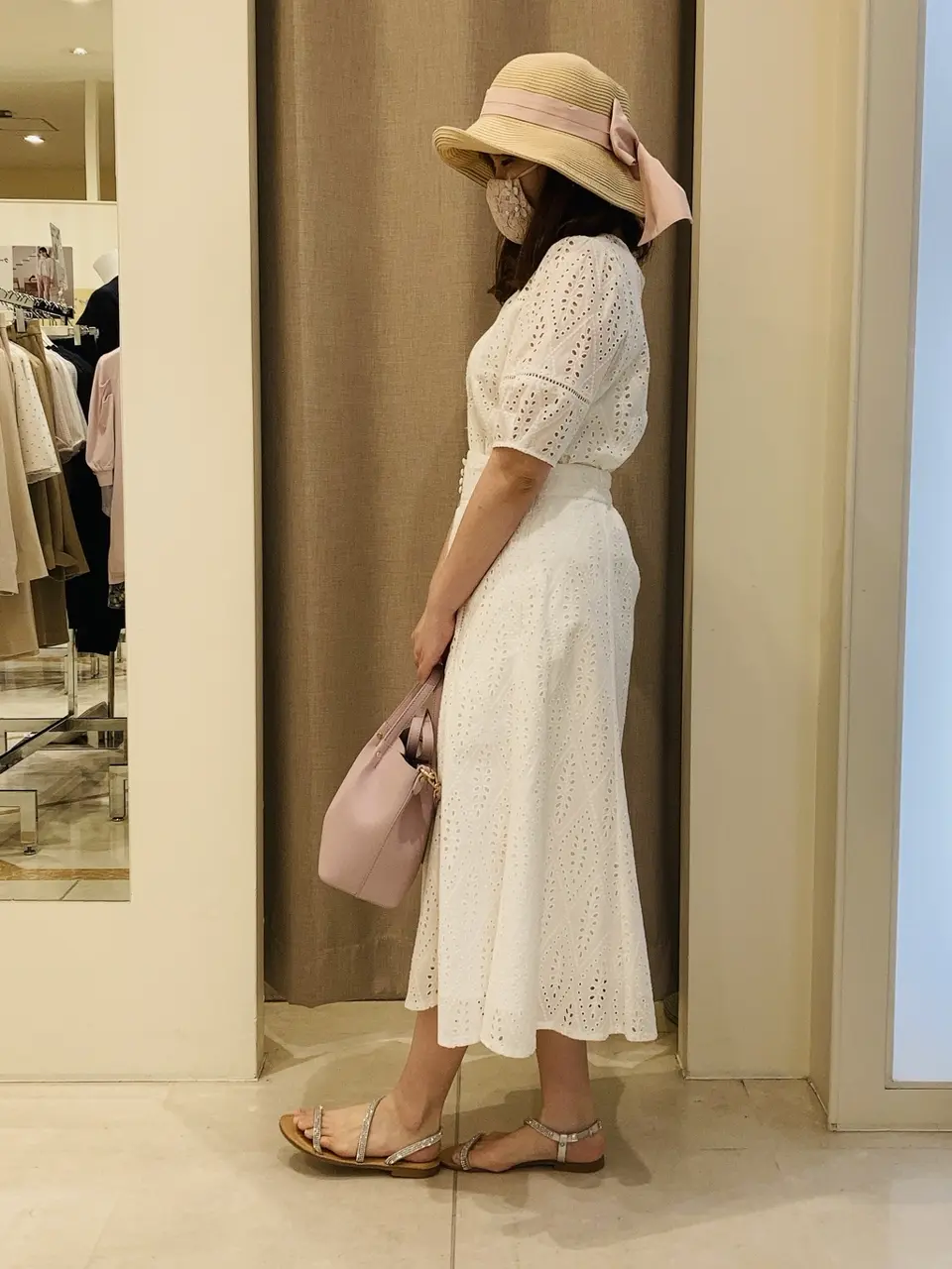 ANY SIS 川根　彩 コーディネート画像