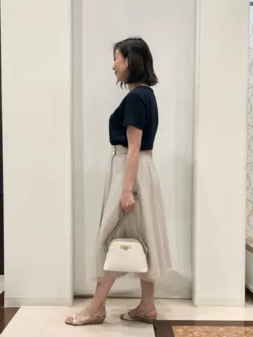 ANY SIS スタッフ コーディネート画像