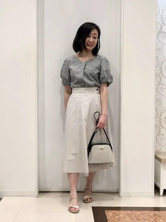 ANY SIS スタッフ コーディネート画像