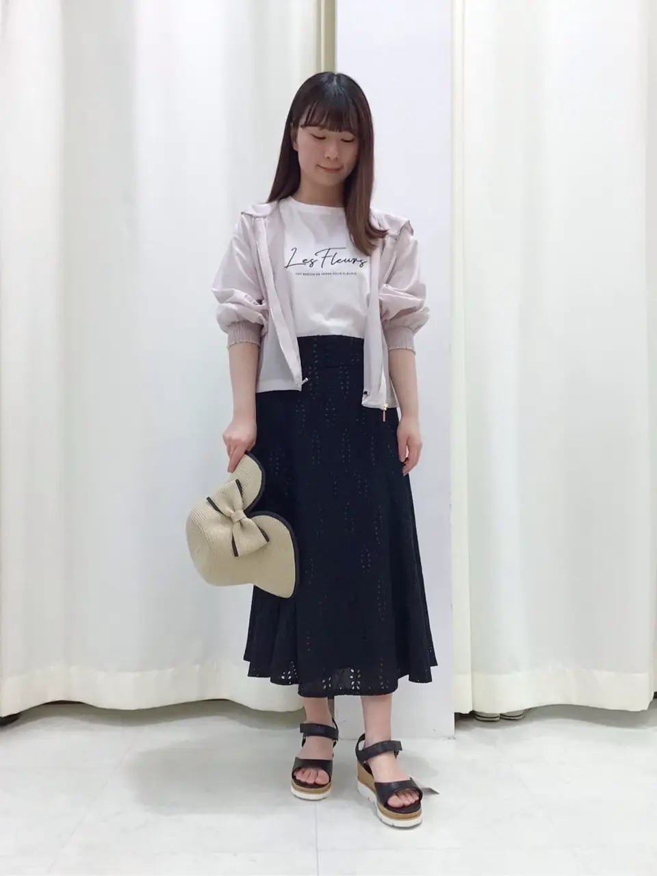 ANY SIS スタッフ コーディネート画像