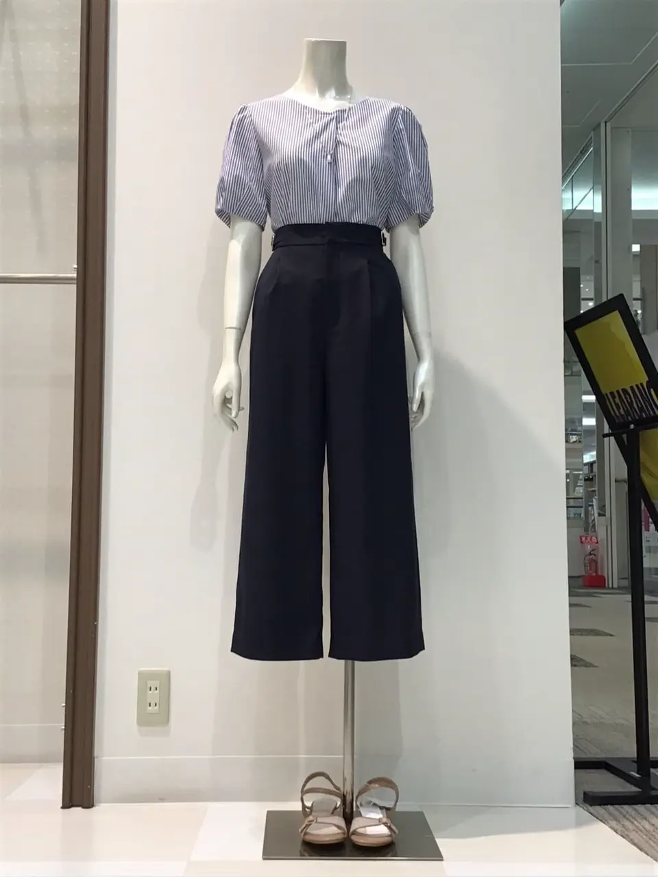 ANY SIS 布川 コーディネート画像