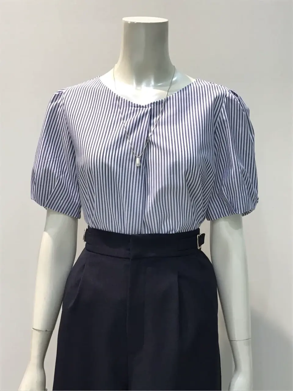 ANY SIS 布川 コーディネート画像