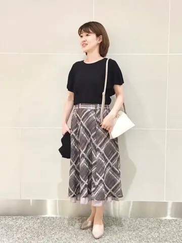 ANY SIS 浅野 コーディネート画像