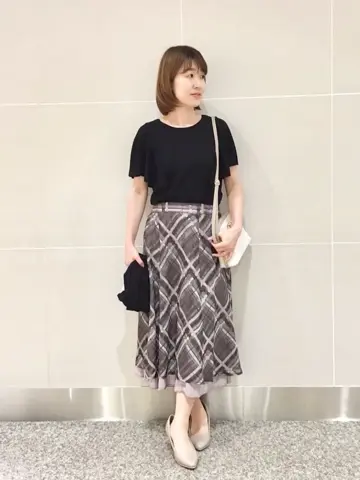 ANY SIS 浅野 コーディネート画像