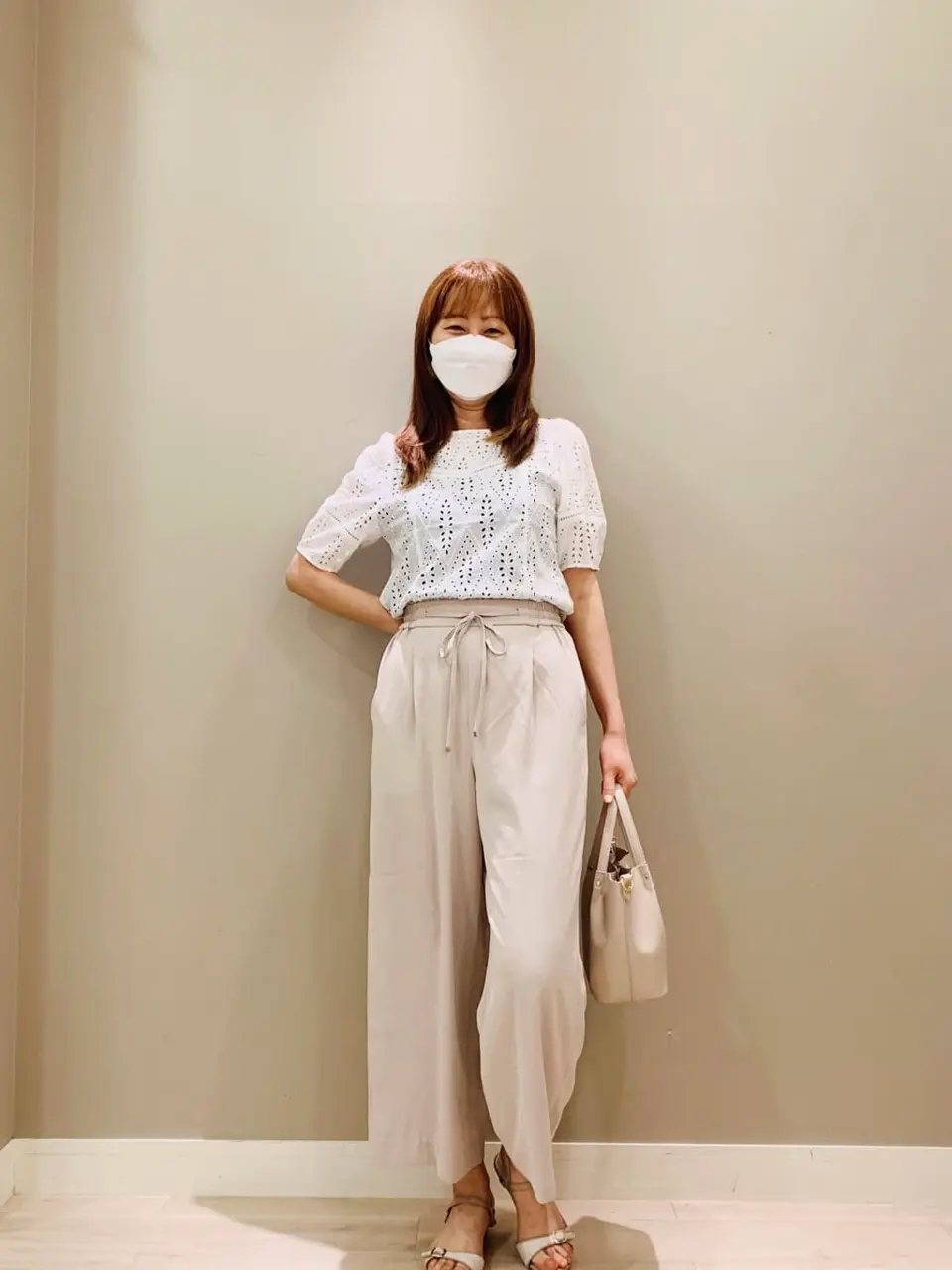 ANY SIS スタッフ コーディネート画像