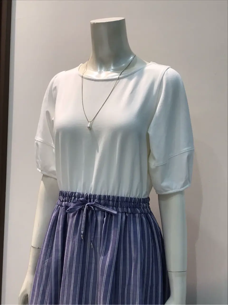 ANY SIS 布川 コーディネート画像