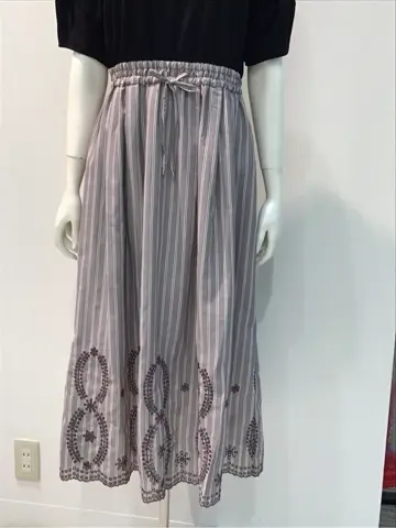 ANY SIS 布川 コーディネート画像