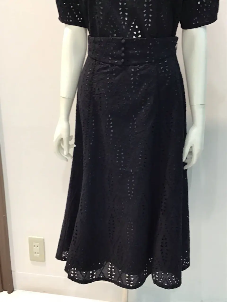 ANY SIS 布川 コーディネート画像