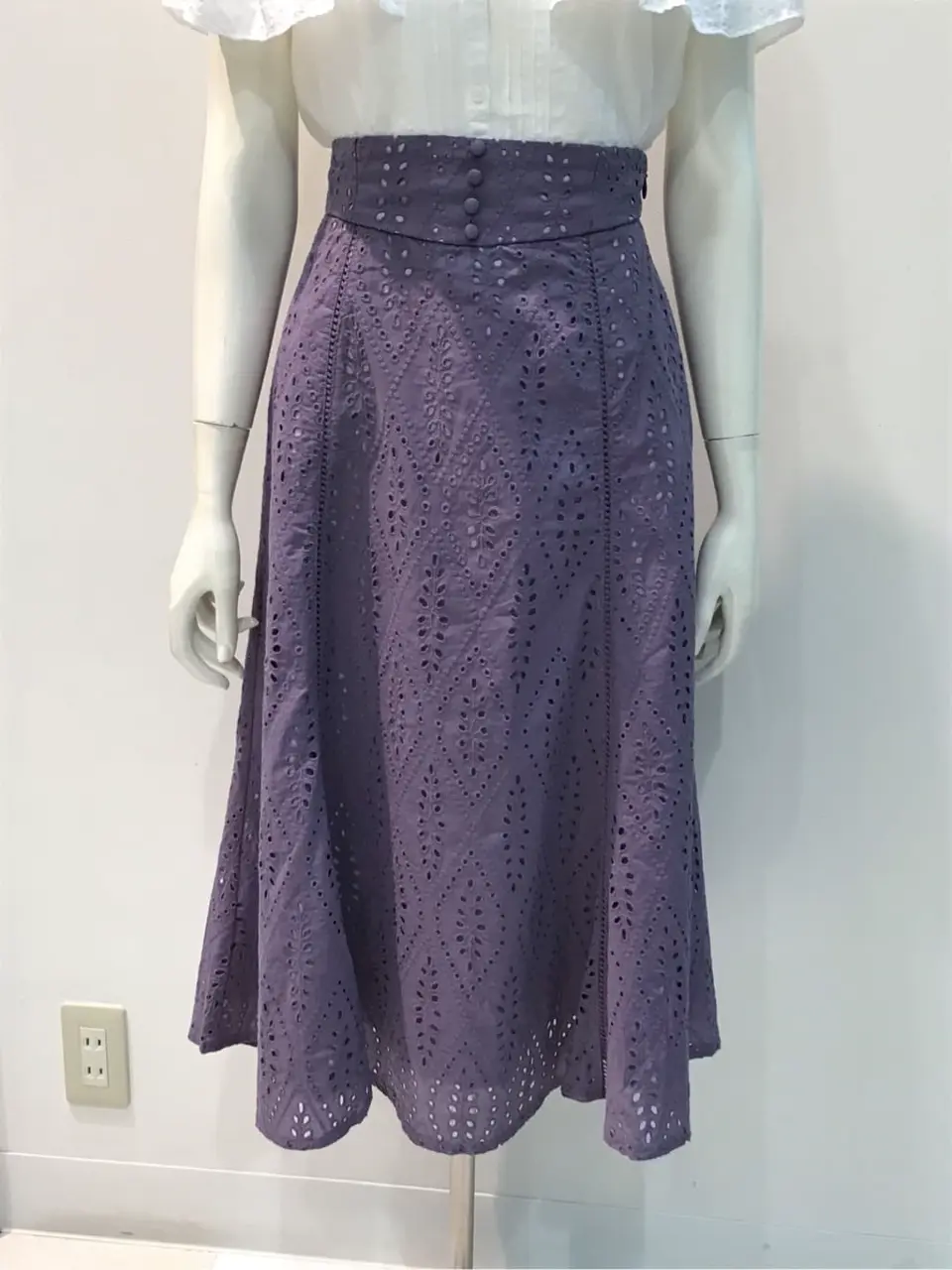 ANY SIS 布川 コーディネート画像